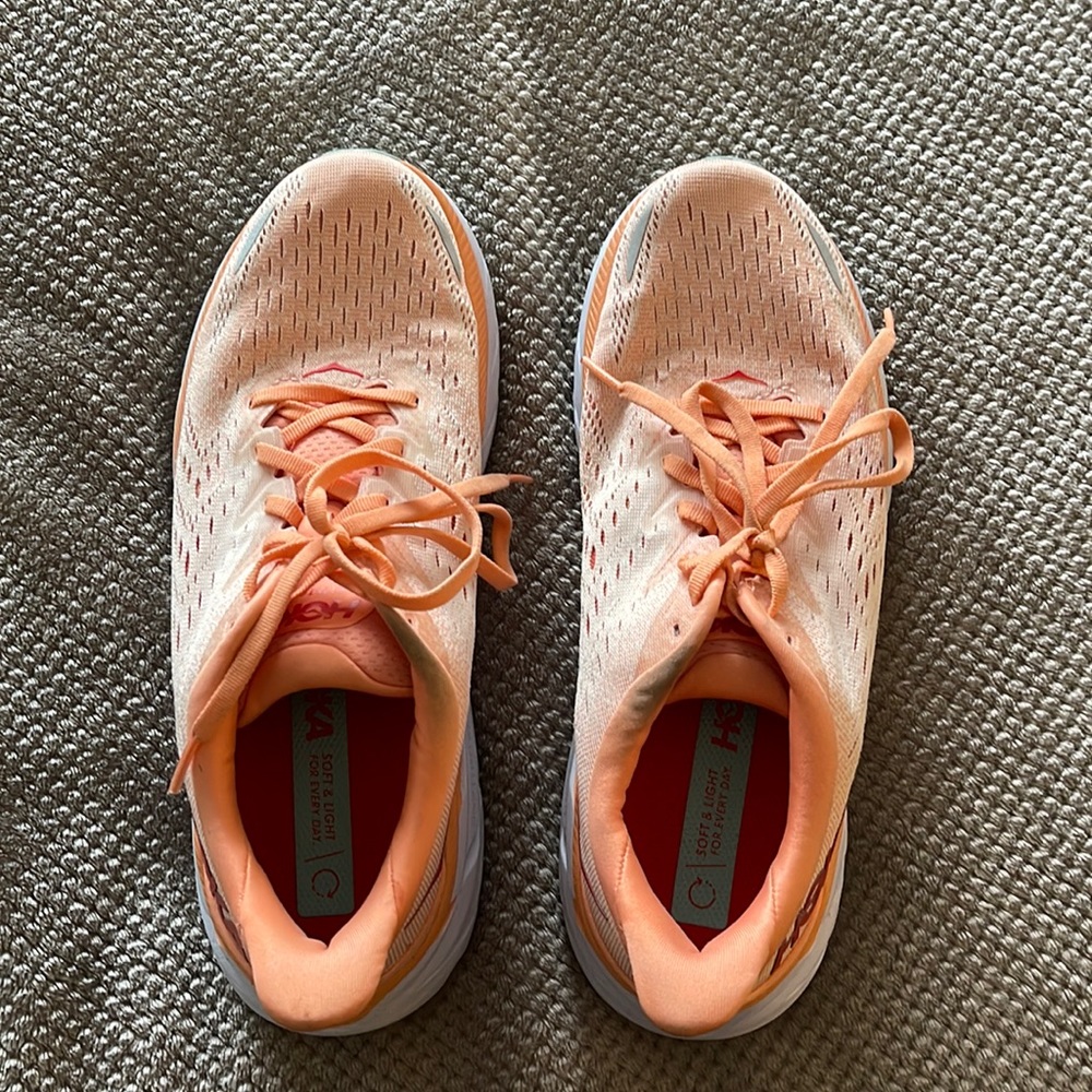 Hola Clifton size 8.5